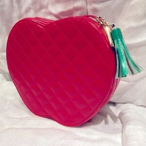 Apple Shaped Clutch/Toiletry Bag, Quilted w/Zipper, Green Tassel, Tartan&Twine